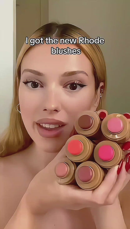 Rhode Pocket Blush – the must-have item for every girl!