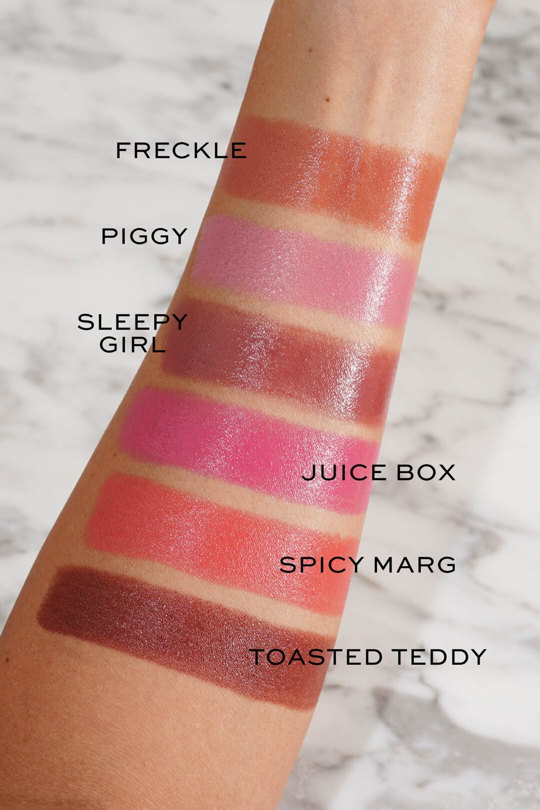 Rhode Pocket Blush – the must-have item for every girl!